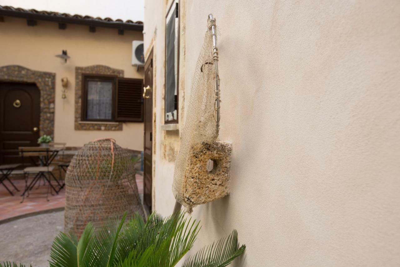 Il Palazzetto Del Pescatore Augusta Buitenkant foto